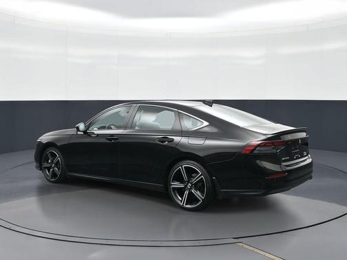 Crystal Black Pearl 2025 Honda Accord Hybrid Sport
