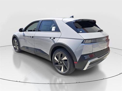 2026 Hyundai IONIQ 5 SE