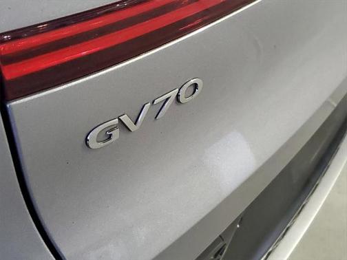 2022 Genesis GV70 3.5T AWD Sport