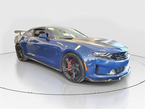 2021 Chevrolet Camaro RWD Coupe LT1