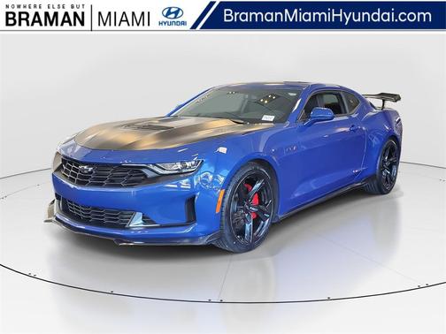 2021 Chevrolet Camaro RWD Coupe LT1