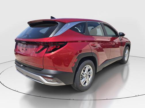 Ultimate Red 2026 Hyundai TUCSON SE