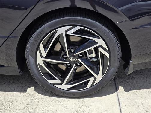 2026 Hyundai SONATA SEL