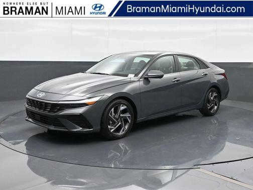 2024 Hyundai ELANTRA Limited