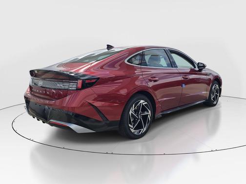 2026 Hyundai SONATA SEL