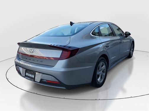2023 Hyundai SONATA SE
