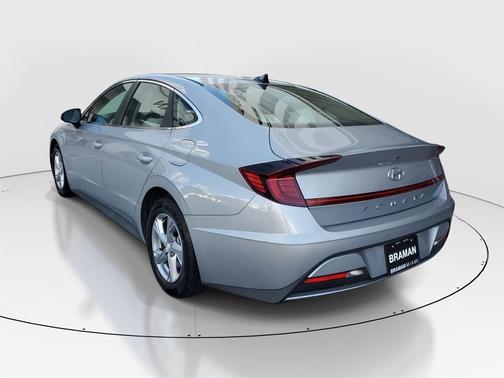 2023 Hyundai SONATA SE