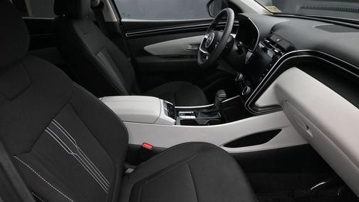 Shimmering Silver 2023 Hyundai TUCSON SEL