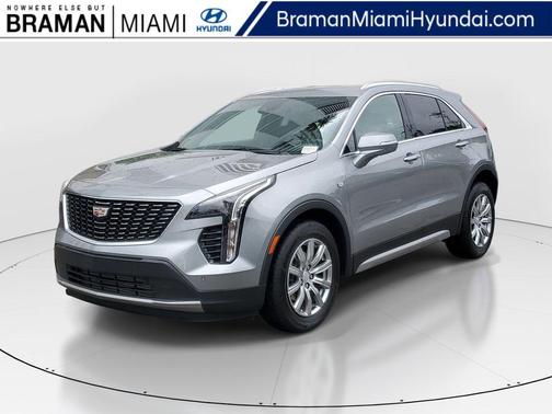 Argent Silver Metallic 2023 Cadillac XT4 Premium Luxury