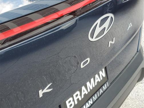 2025 Hyundai KONA SEL Convenience