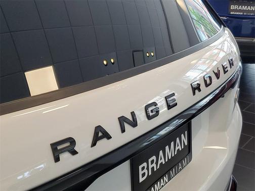 2022 Land Rover Range Rover Sport HSE Silver Edition