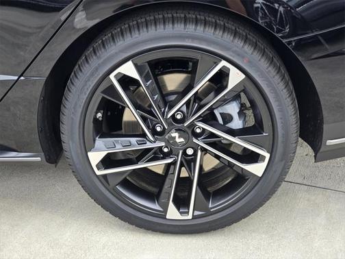 2025 Hyundai SONATA N Line