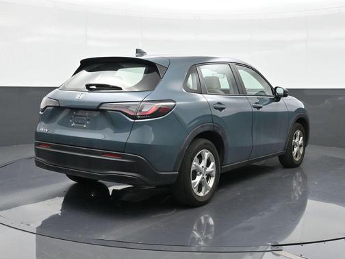Nordic Forest Pearl 2024 Honda HR-V LX