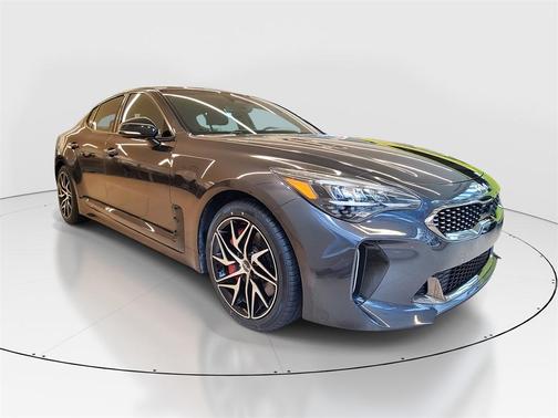 2023 Kia Stinger GT-Line