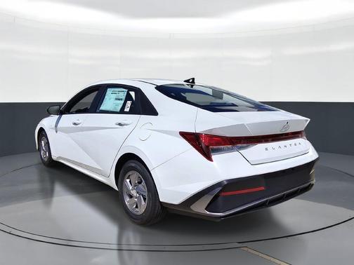 Serenity White 2026 Hyundai ELANTRA SE