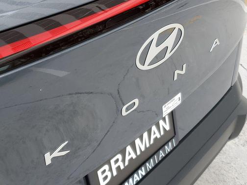 2025 Hyundai KONA SEL Convenience