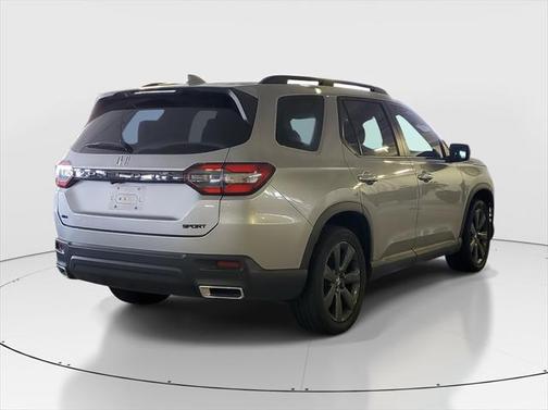 2023 Honda Pilot AWD Sport