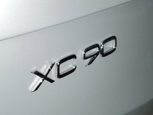 2021 Volvo XC90 T6 Inscription
