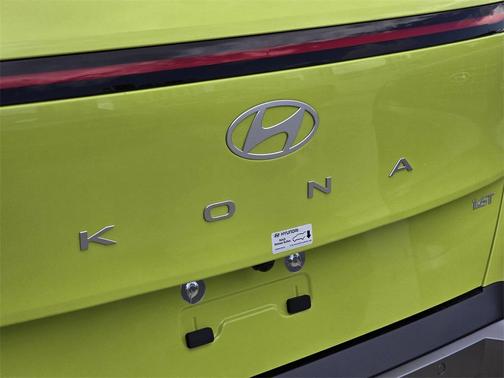 2025 Hyundai KONA Limited