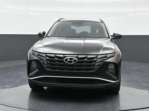 Black Pearl 2024 Hyundai TUCSON SEL