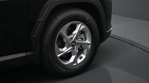 Black Pearl 2024 Hyundai TUCSON SEL