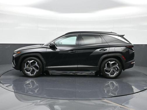 Black Pearl 2024 Hyundai TUCSON Limited