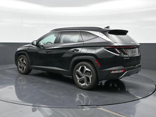 Black Pearl 2024 Hyundai TUCSON Limited