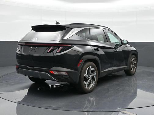 Black Pearl 2024 Hyundai TUCSON Limited