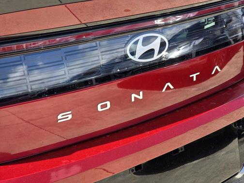 2026 Hyundai SONATA SEL