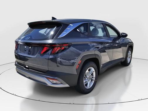 Ecotronic Gray 2026 Hyundai TUCSON SE