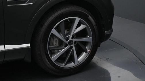 Makalu Gray 2026 Genesis GV80 2.5T Advanced