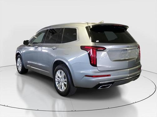 2023 Cadillac XT6 Luxury FWD