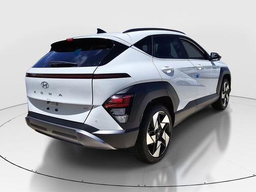 Atlas White 2026 Hyundai KONA Limited