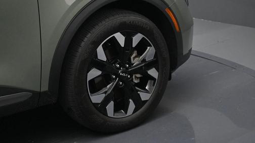 Jungle Green 2024 Kia Sportage X-Line
