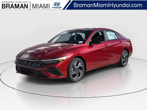 2025 Hyundai ELANTRA SEL