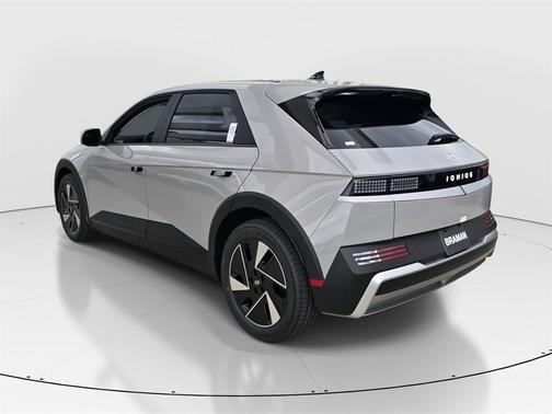 2025 Hyundai IONIQ 5 SE
