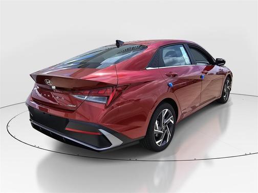2025 Hyundai ELANTRA HEV SEL Sport