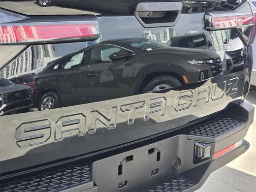 2026 Hyundai SANTA CRUZ SEL Activity