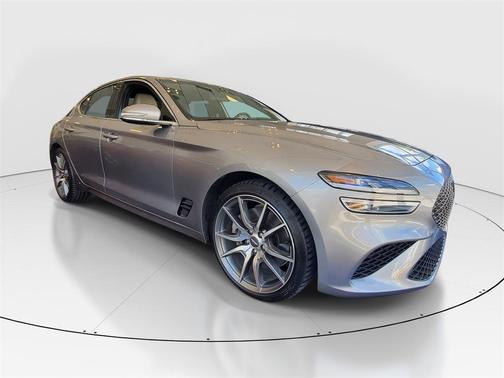 2022 Genesis G70 3.3T RWD