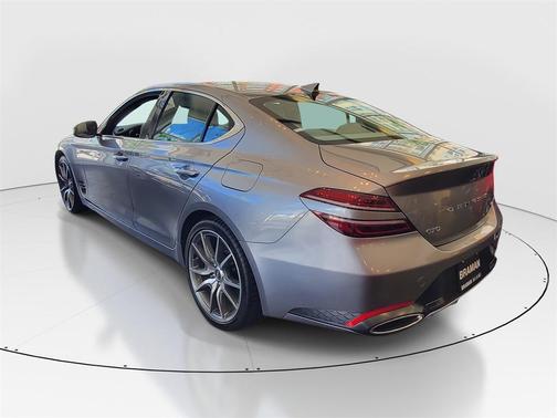 2022 Genesis G70 3.3T RWD
