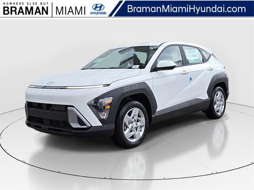 2026 Hyundai KONA SE