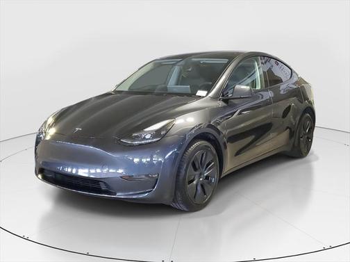 2025 Tesla Model Y Long Range Dual Motor All-Wheel Drive