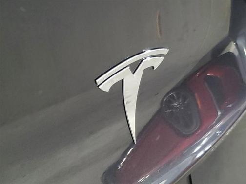 2025 Tesla Model Y Long Range Dual Motor All-Wheel Drive