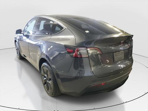 2025 Tesla Model Y Long Range Dual Motor All-Wheel Drive