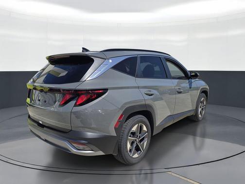 Hampton Gray 2026 Hyundai TUCSON SEL