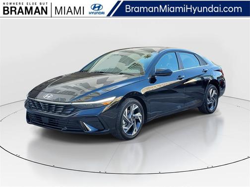 2025 Hyundai ELANTRA SEL