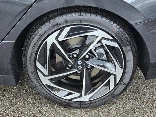 2026 Hyundai SONATA SEL