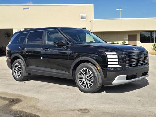 2026 Hyundai PALISADE SE