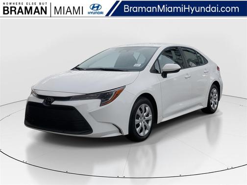 2024 Toyota Corolla LE