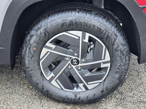 Shimmering Silver 2026 Hyundai TUCSON Hybrid Blue SE